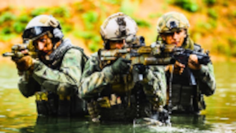 Países Bajos alerta a sus ciudadanos y lanza un folleto con instrucciones claras para sobrevivir a las primeras 72 horas ante guerras, ciberataques o inundaciones.