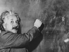Albert Einstein, científico: “Una vida tranquila y modesta brinda más alegría que la inquietud de buscar el éxito”