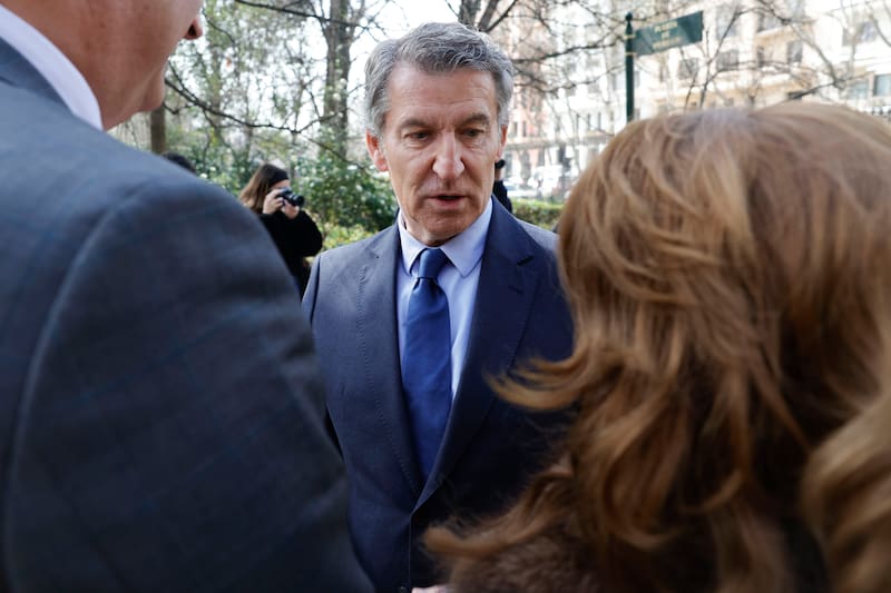 Alberto Núñez Feijóo pidió contextualizar la conquista de América y defendió el legado histórico español.