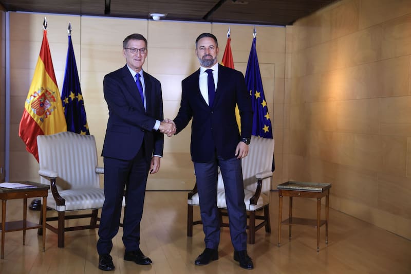 Las relaciones con Vox. (Imagen: archivo)