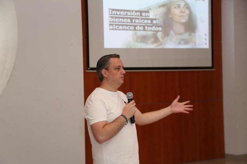 Alberto Padilla, CEO de Briq