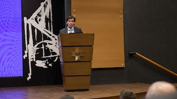 De chips a ciberseguridad: Cómo invertir en ‘joyas ocultas’ que grandes índices ignoran, según Aztlan Equity