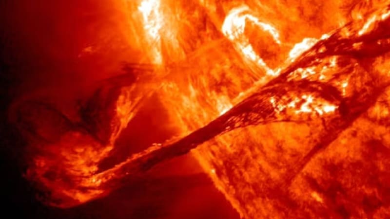 Alerta máxima: una tormenta solar extrema impactará en la Tierra en los próximos días y podría provocar apagones masivos