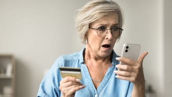 Autorizado por el Gobierno: suspenden todas las cuentas bancarias y tarjetas de crédito de los contribuyentes de esta base de datos