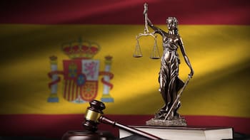 Regularización masiva de inmigrantes: la gran duda política, ¿un millón de votos pueden cambiar las elecciones en España?