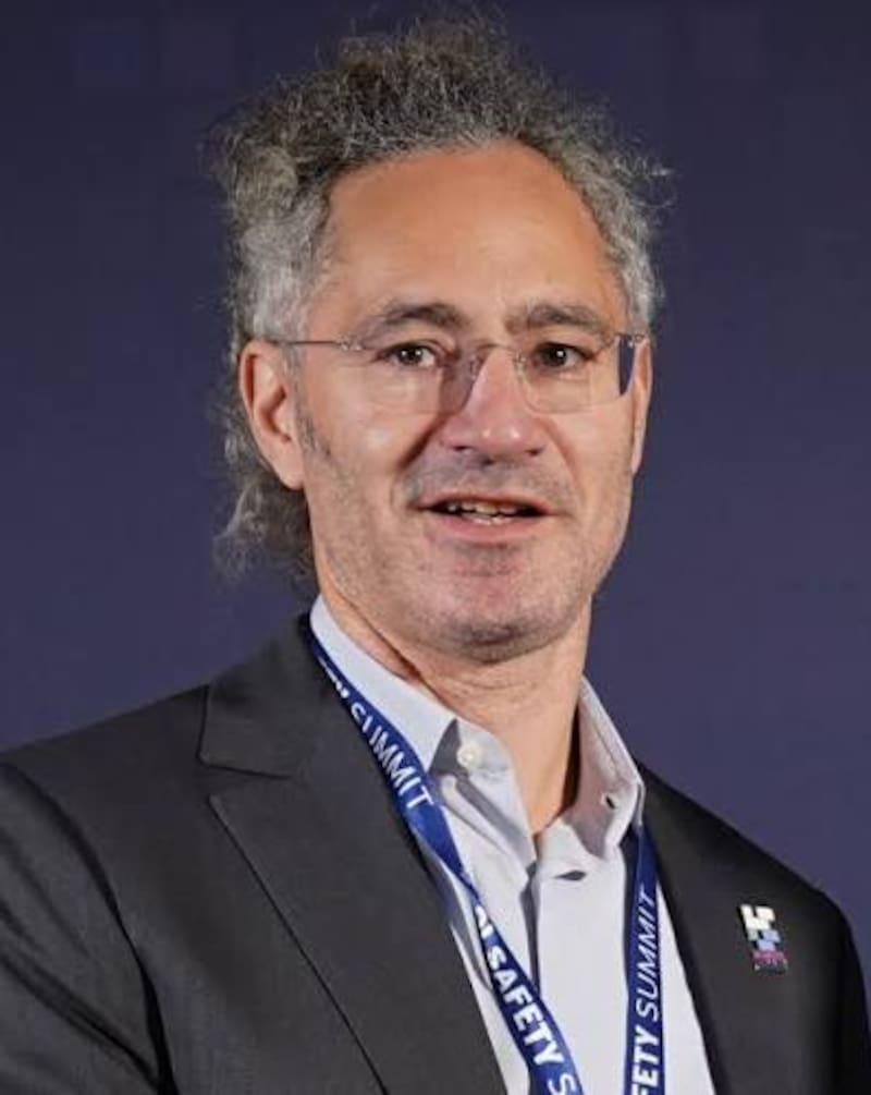Alex Karp, CEO y cofundador de Palantir, compró 15.000 hectáreas en los alrededores de Storsjö Kapell, Suecia.