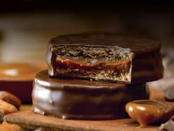 Una conocida marca de alfajores en su hora más amarga: deuda millonaria y dudas sobre su futuro