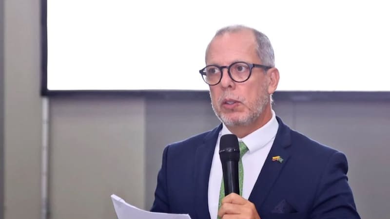 El caso se produce a pocas semanas de la segunda vuelta presidencial en Colombia.