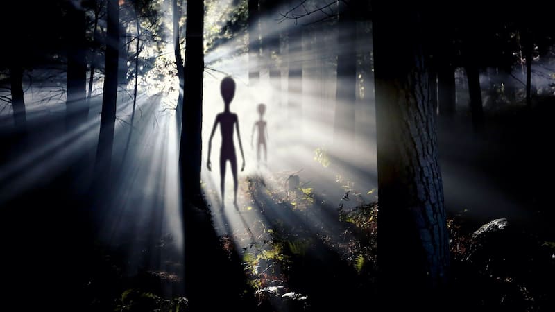 Aseguran que el Papa León XIV podría confirmar la existencia de vida extraterrestre. Fuente: Shutterstock.