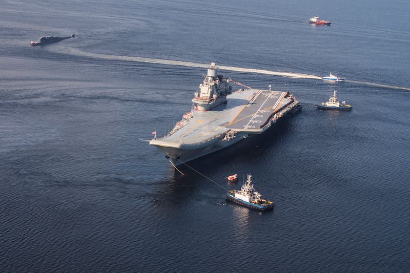 La presencia naval rusa y sus movimientos marítimos vuelven a situar el Atlántico y el Mediterráneo en el centro de las alertas europeas.