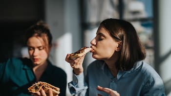 Oficial y confirmado | La Ley Federal del Trabajo falló a favor de los trabajadores y confirma que la hora de almuerzo es tuya para hacer lo que quieras sin que tu jefe pueda reclamarte nada