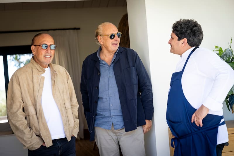 Los empresarios Mauricio Filiberti y José Luis Manzano con el chef Mauro Colagreco