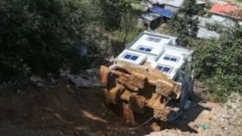 Alud en Nepal: casas destruidas y una montaña que se desprendió
