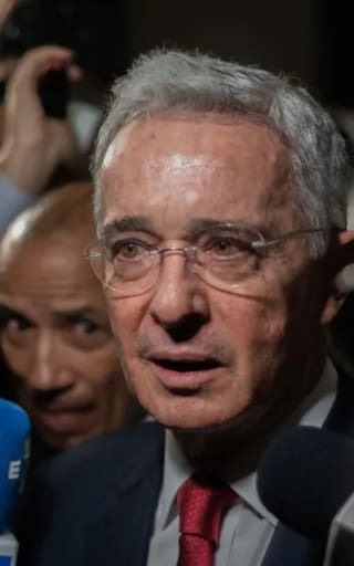 Álvaro Uribe descarta ser ministro de Defensa: asegura que “está muy viejo” para asumir el cargo
