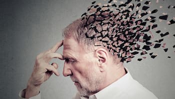 Adiós al Alzheimer: la fruta que combate el deterioro cognitivo y disminuye el riesgo de desarrollar demencia