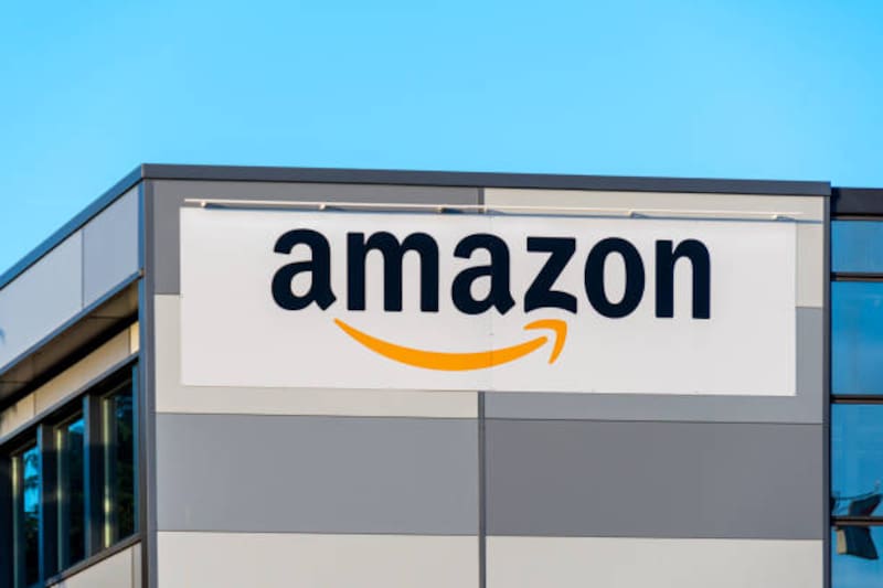 Con 25.000 millones de euros invertivos e ingresos por 9000 millones en 2025, Amazon cumple 15 años en España