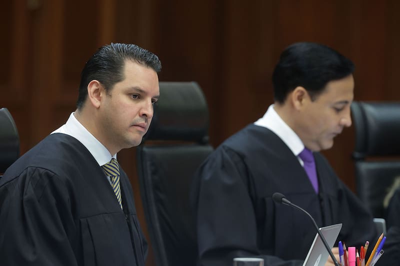 Giovanni Azael Figueroa Mejía y Arístides Rodrigo Guerrero García.