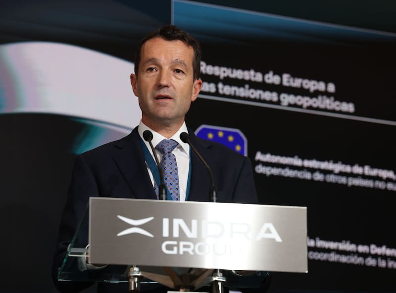 El conflicto de interés señalado por el mercado giraba en torno al doble rol de Ángel Escribano en Indra y en EM&E