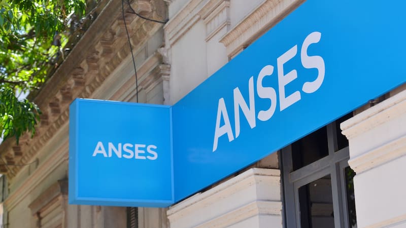 ANSES da la mejor noticia y entregará un plus de $ 108.000 extra en marzo a todas estas personas: quiénes accederán al beneficio y qué se necesita
Fuente: Archivo