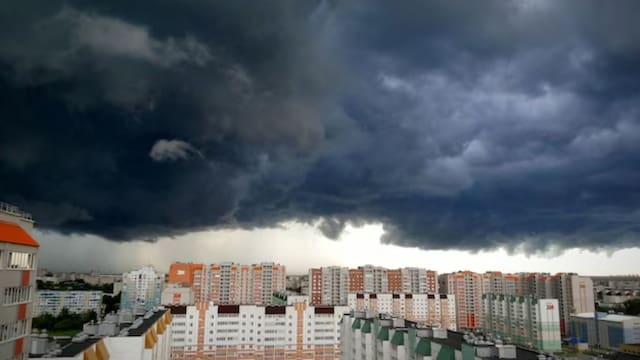 Avanza una tormenta negra sobre el país: lluvias intensas y precipitaciones fuertes en más de 10 municipios