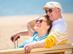 Anunciaron préstamos a jubilados para viajar por el país este verano: cómo acceder