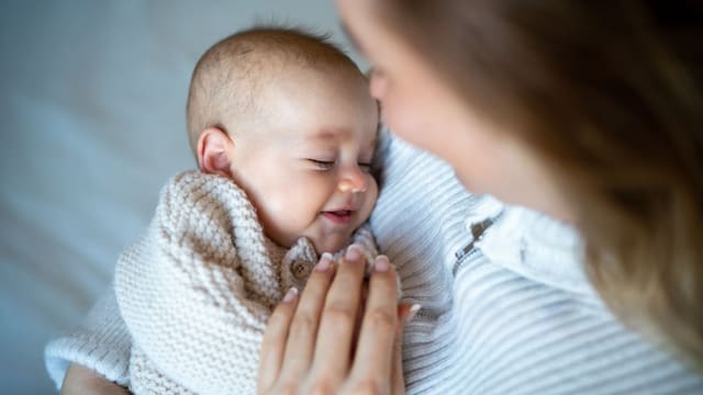 Confirmado y oficial | Por decisión del Gobierno, los hijos serán anotados únicamente con el apellido de la madre si los padres no están casados legalmente