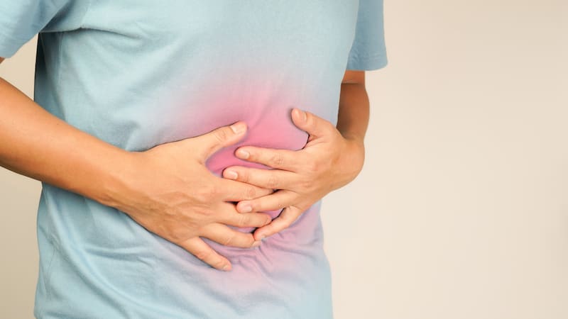 Los especialistas recuerdan que una apendicitis o un apéndice perforado constituyen una urgencia médica y deben tratarse mediante cirugía. (Foto: Shutterstock)