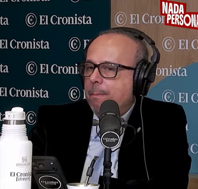 Antonio Aracre mostró su preocupación sobre la pérdida de autoridad de los docentes