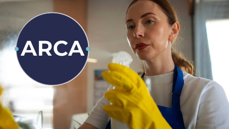 La Agencia de Recaudación y Control Aduanero (ARCA) oficializó este jueves un cambio clave para las empleadas domésticas. Foto: Magnific / El Cronista.