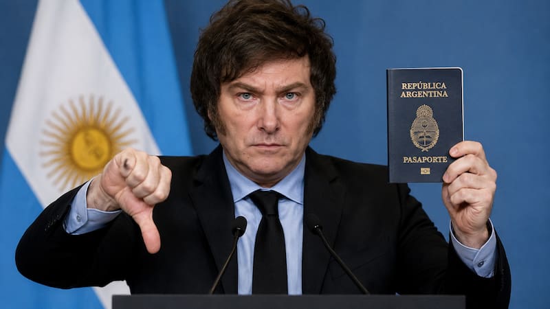 Argentina prohíbe el ingreso y la salida del país a quienes no cumplan este requisito.