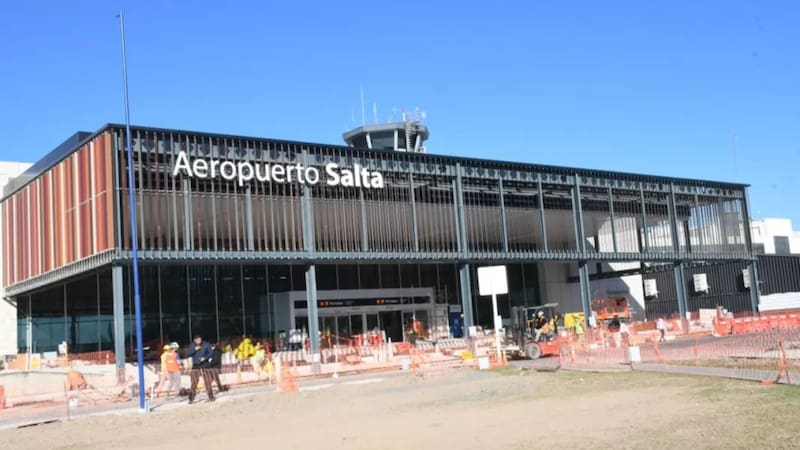 Las obras son en diferentes sectores del aeropuerto.