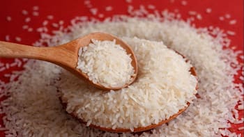 Ordenan suspender un arroz muy popular por riesgo “mortal” de todas las góndolas y supermercados del país