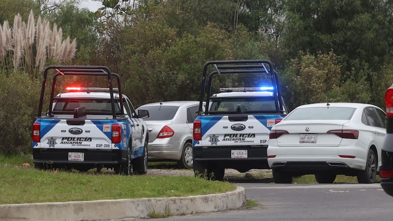 Autoridades mexicanas detuvieron a dos hombres señalados como presuntos responsables del homicidio múltiple de Jonathan Meléndez, su esposa embarazada, de su hija de tres años y de la trabajadora del hogar.