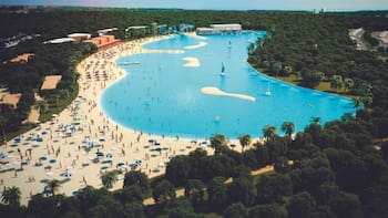Así será la nueva playa artificial que estará a menos de 1 hora de Madrid: tendrá un parque acuático y actividades deportivas