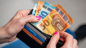 Asistencia de 480 euros para todas las trabajadoras del hogar: ¿cómo solicitarla y cuáles son los requisitos?