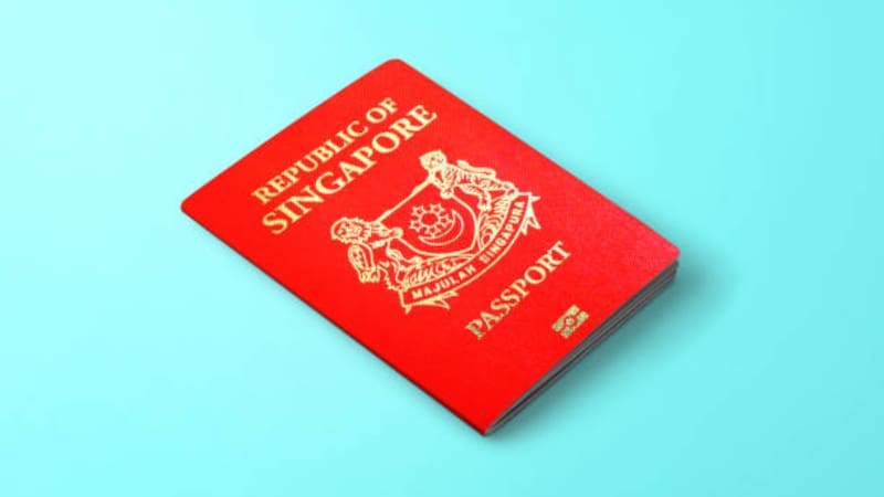El pasaporte de Singapur es el que posee máximo alcance para viajes internacionales sin necesidad de visado previo. Imagen: archivo.