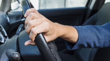 Atención conductores | El Gobierno revisará coche por coche el cumplimiento de dos requisitos obligatorios