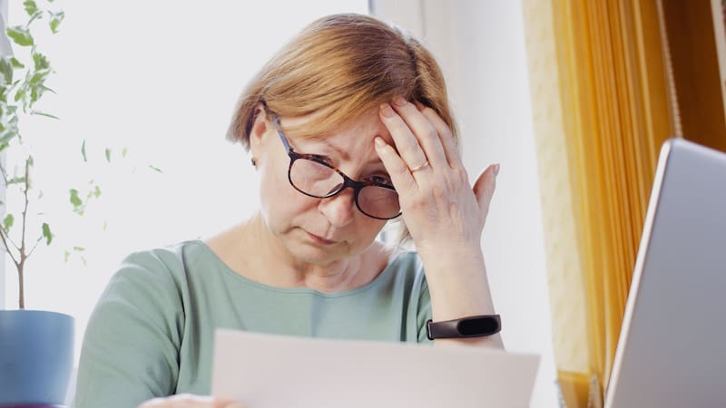 Las revisiones y controles podrían impactar el pago de algunas mesadas en mayo para quienes no tengan su información al día. (Fuente: Freepik)