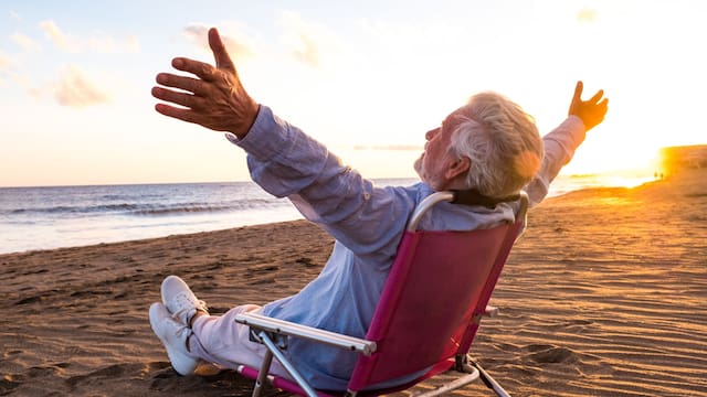 Celebran los jubilados: a partir de enero 2026 baja el número de semanas requeridas para acceder a la pensión