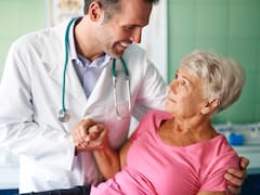 Confirmado | Ya empezó el nuevo Servicio Universal de Salud público para jubilado: deberán registrarse si quieren atención médica gratuita