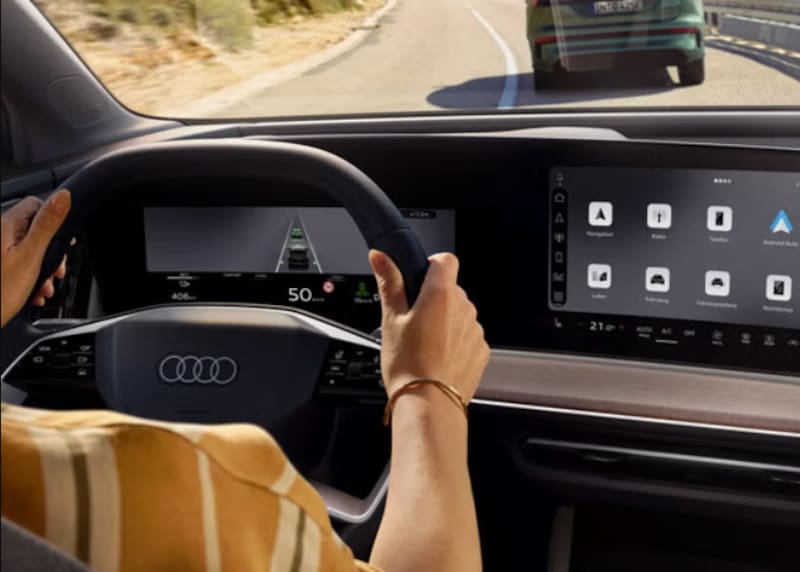 Audi presenta su nuevo modelo: se trata de un SUV eléctrico que destaca por su diseño moderno y avanzada tecnología.