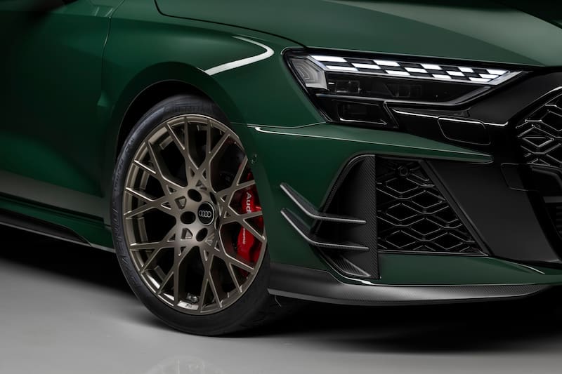 Audi anuncia el nuevo RS 3 competition limited: este modelo cuenta con el icónico motor de 5 cilindros y solo lanzarán 750 unidades.