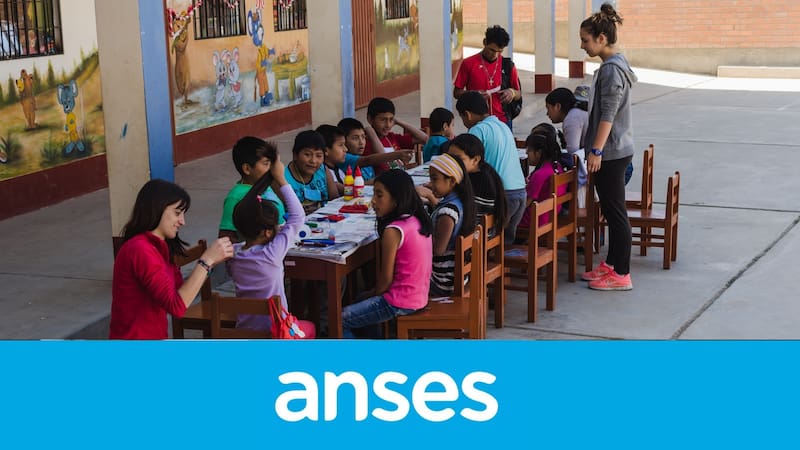 Algunas familias serán dadas de baja de la AUH.