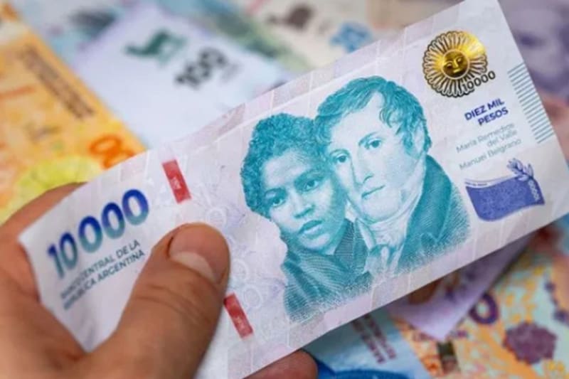 Las sumas no remunerativas son parte clave de las paritarias de empleados de Comercio.