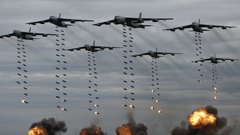 Es oficial: Estados Unidos y Canadá enviarán aviones militares a este país y crece el temor de una Tercera Guerra Mundial