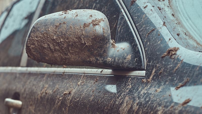 Qué significa tener el auto sucio y desordenado.