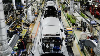 Catástrofe | El empleo manufacturero tiene su peor racha de la historia