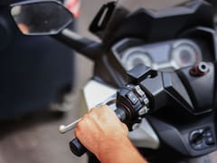 Adiós licencia de conducir: suspenderán el permiso a todos los motociclistas que no respeten esta regla
