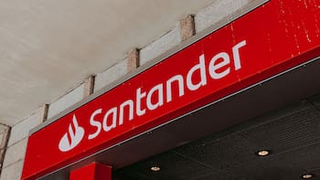 La Fed aprobó la adquisición de Webster por Banco Santander, por 12.000 millones de dólares