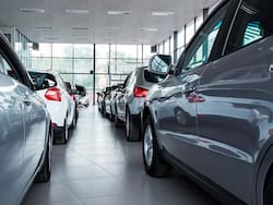 Freno en abril: las ventas de autos cayeron 13,6% con un fuerte avance de las marcas china